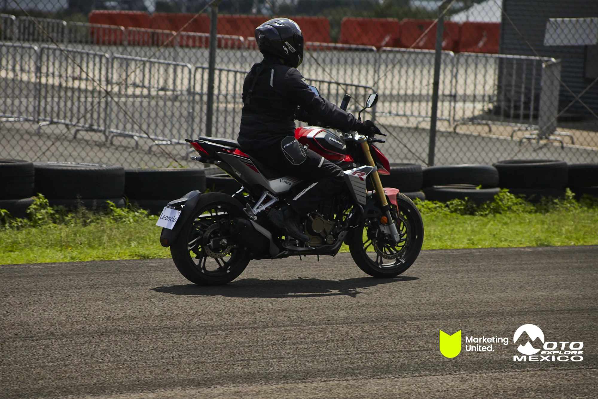 HUNK TRACKDAY 272